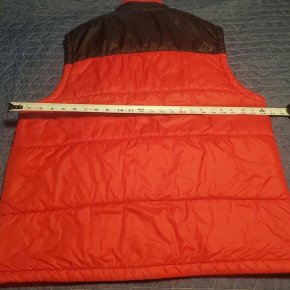 Alpine Design XL Puffer Vest Outdoor Full Zip Nylon Shell Poly Fill TINY FLAWs - Picture 8 of 9